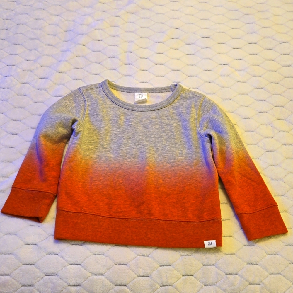 Baby GAP Gray/Red ombre fleece sweatshirt 3T NWOT